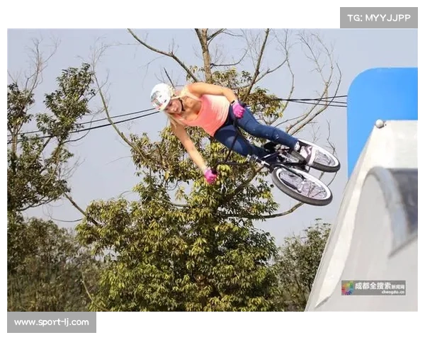 国际极限滑板车街式冠军赛：马蒂斯·内鲁徳夺得桂冠